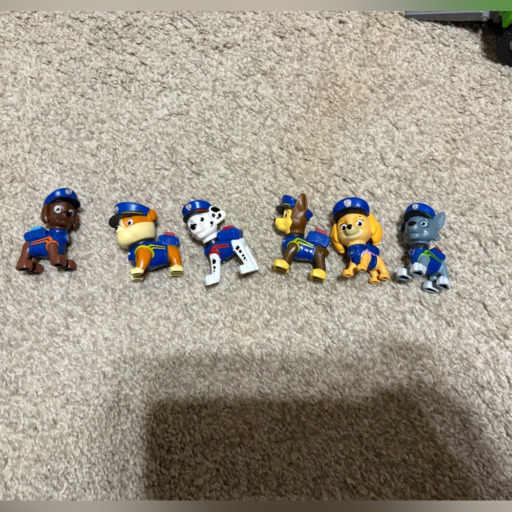 Paw patrol chase ultimate rescue. Total Team vehicle and police figures - Picture 5 of 5